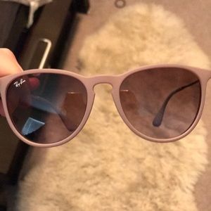 Ray ban ericka style, barely worn